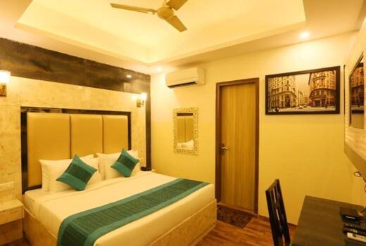 Hotel plazzo New Delhi Buitenkant foto