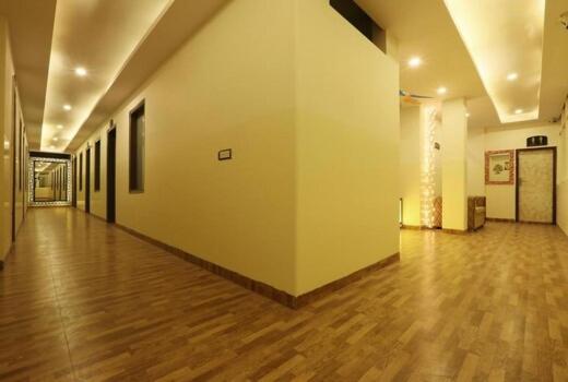 Hotel plazzo New Delhi Buitenkant foto